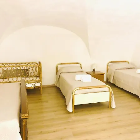 Fortino Center كاتانيا